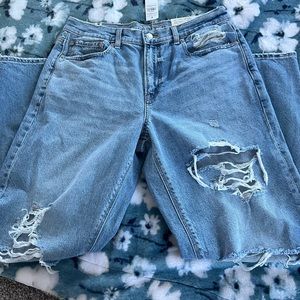 American Eagle distressed jeans